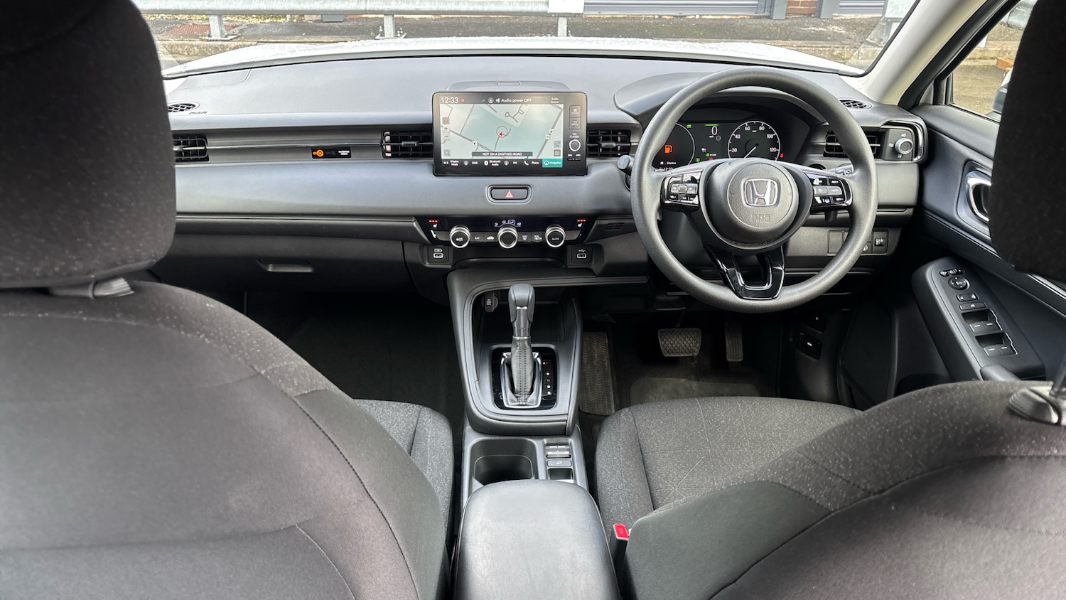 Used Honda HR-V 2023 for sale - 77592192: Photo 4