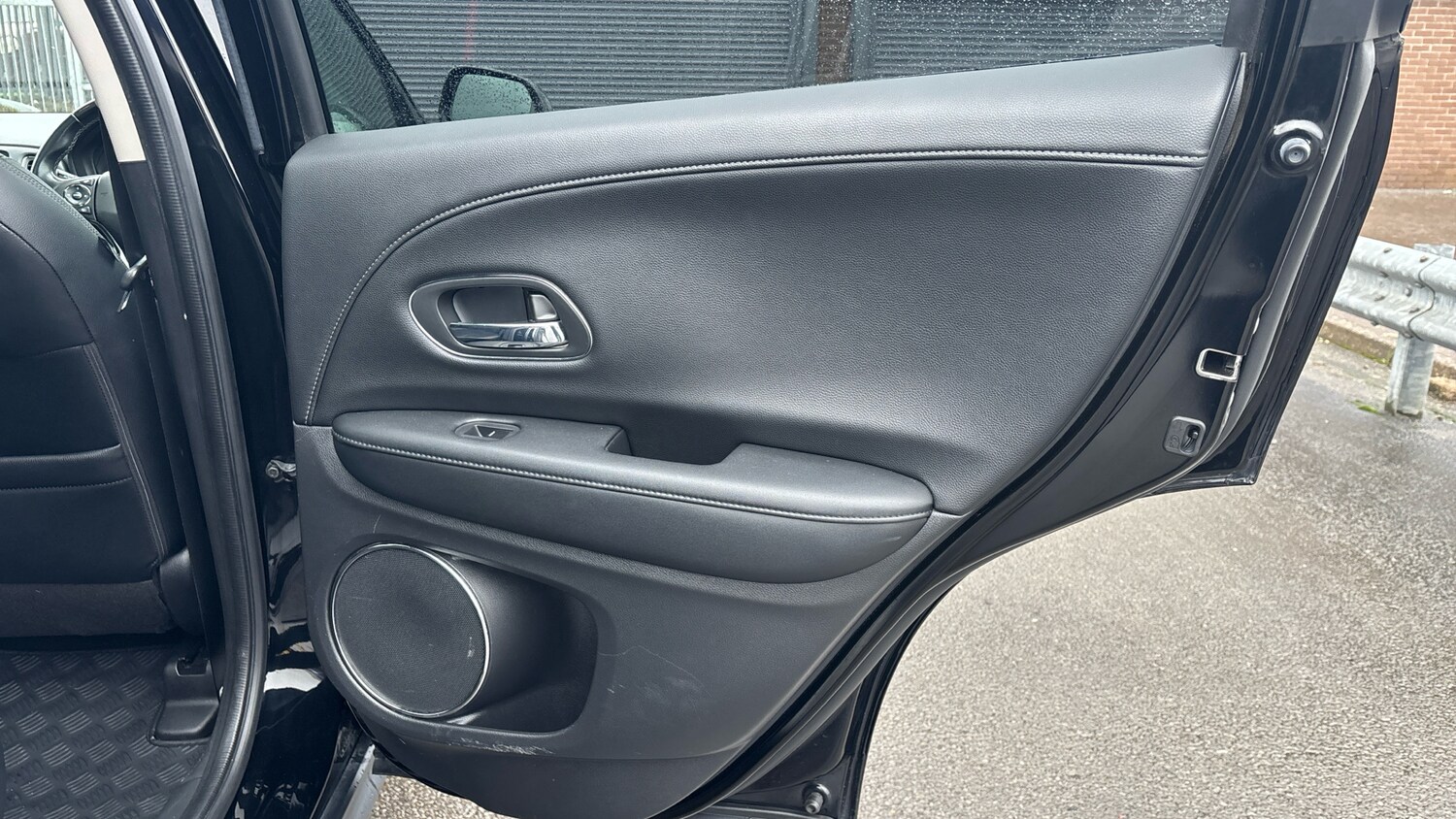 Used Honda HR-V 2019 for sale - 77457893: Photo 44