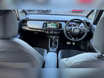 Used Honda Jazz 2024 for sale - 77732577: Photo