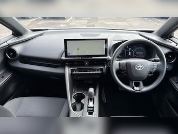 Used Toyota C-HR 2024 for sale - 79392667: Photo