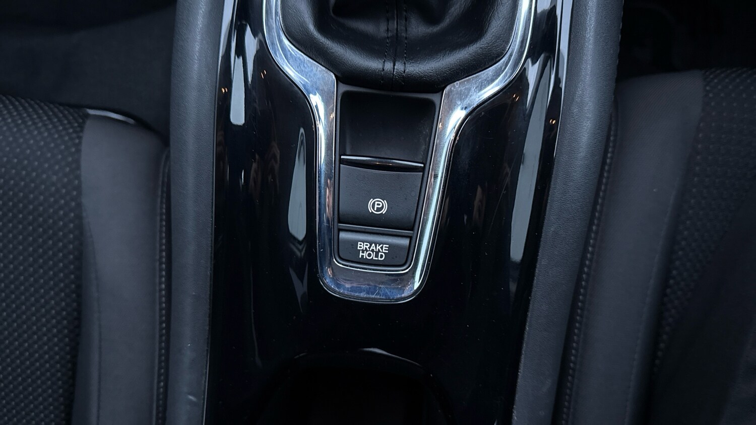 Used Honda HR-V 2019 for sale - 76796254: Photo 27