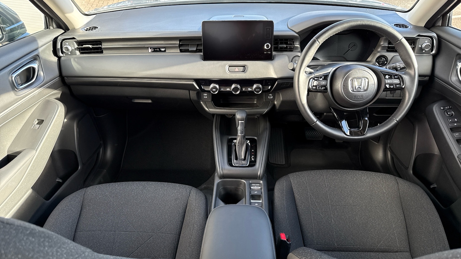 Used Honda HR-V 2025 for sale - 76332198: Photo 4