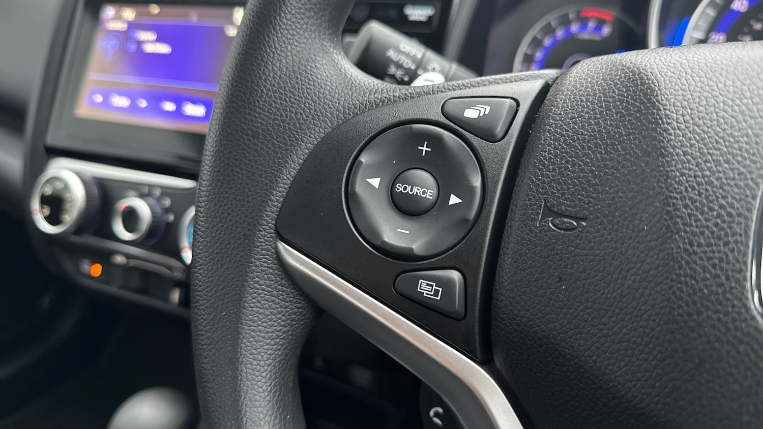 Used Honda Jazz 2019 for sale - 76856402: Photo 20