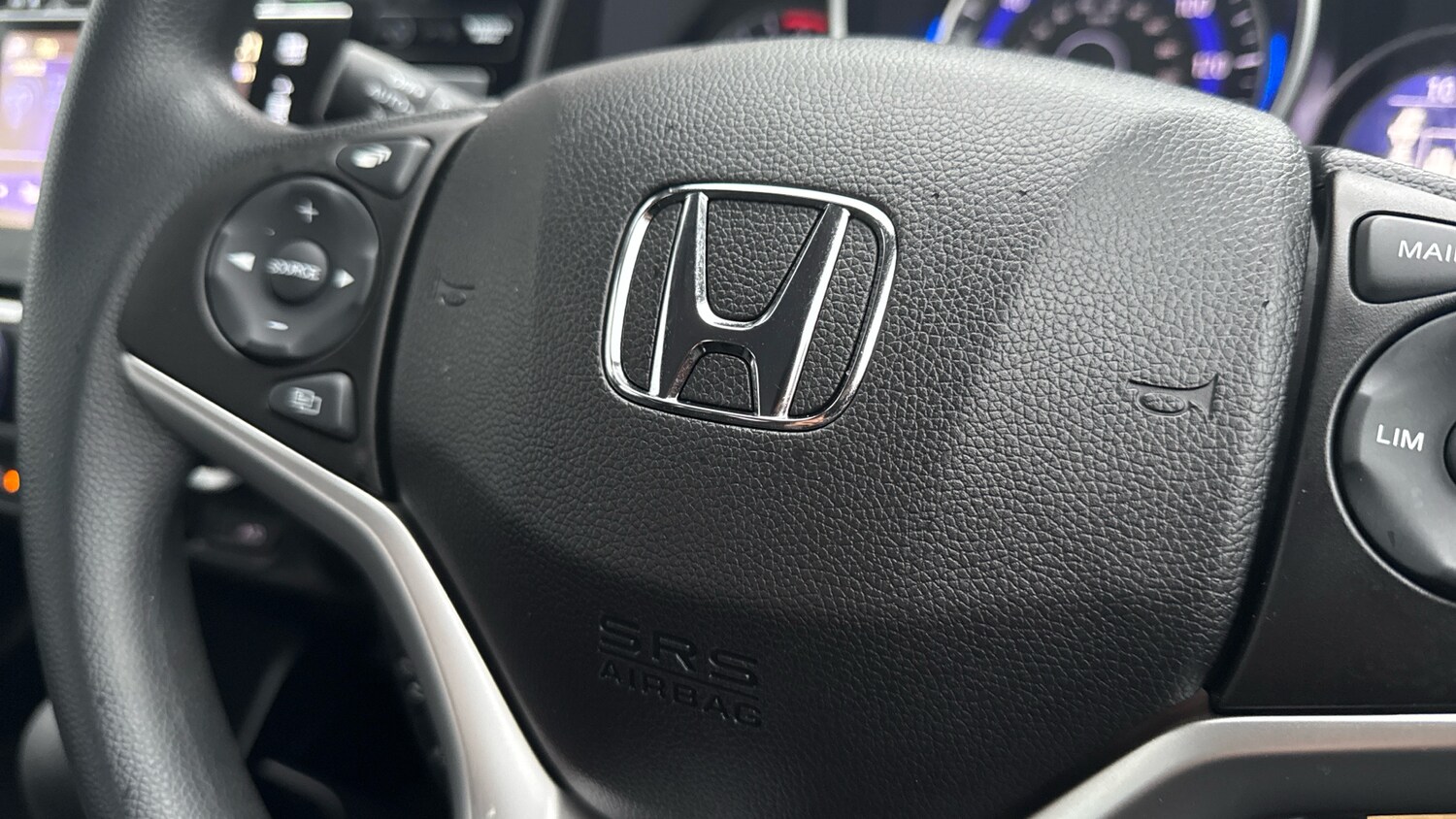 Used Honda Jazz 2019 for sale - 76856402: Photo 21