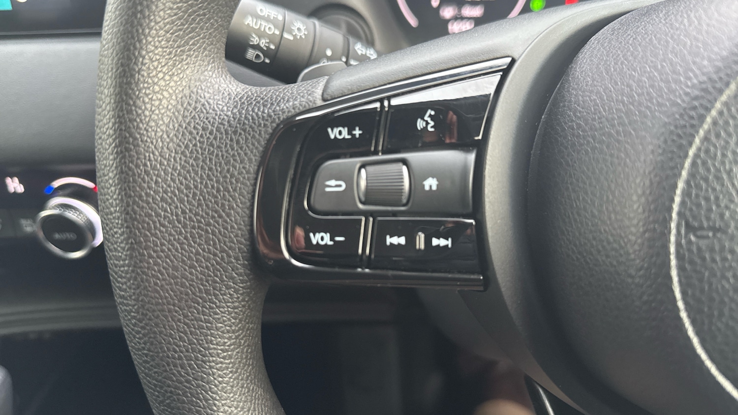 Used Honda HR-V 2022 for sale - 77281061: Photo 19