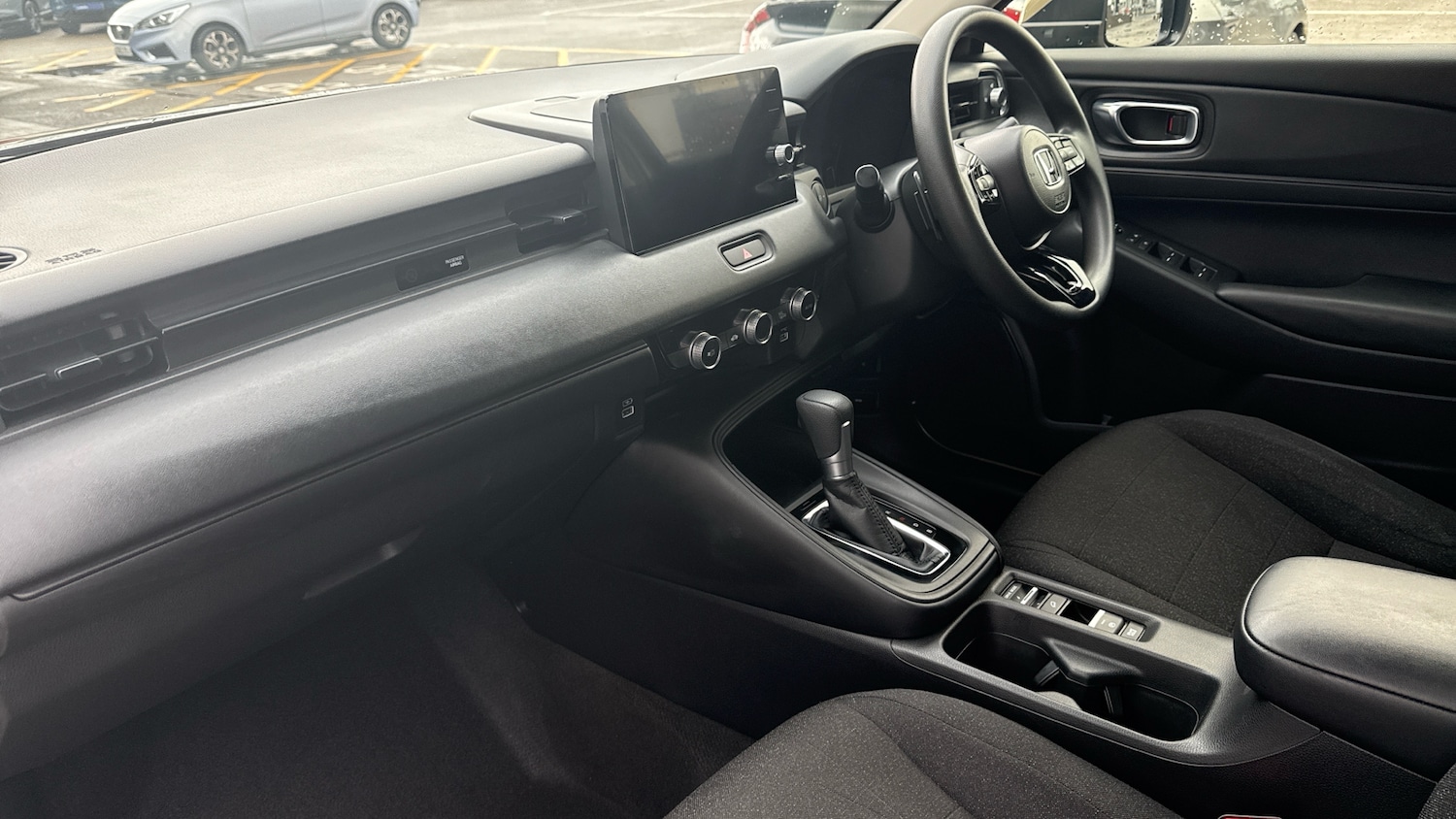 Used Honda HR-V 2022 for sale - 77281061: Photo 2