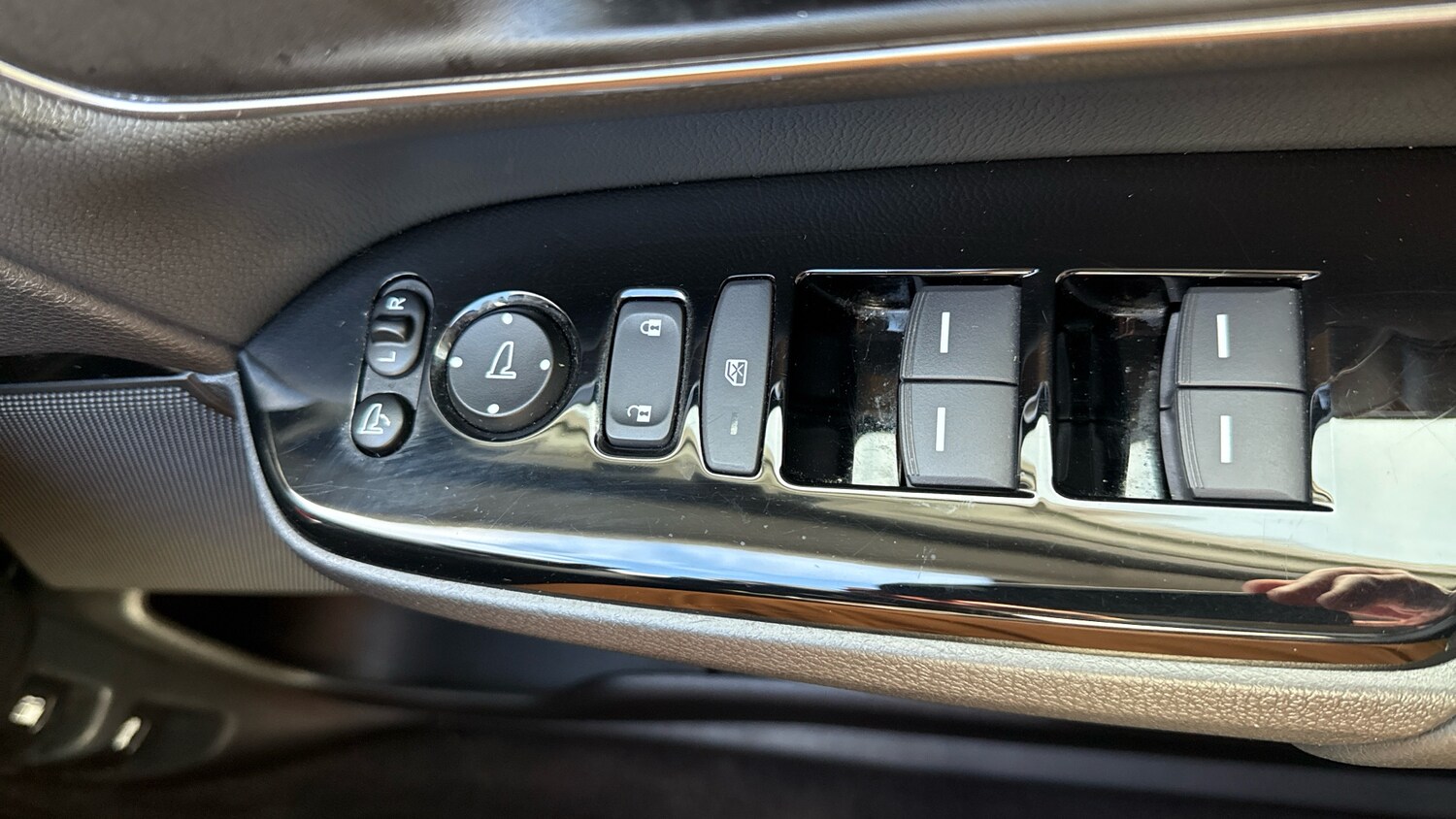 Used Honda CR-V 2020 for sale - 76196071: Photo 46