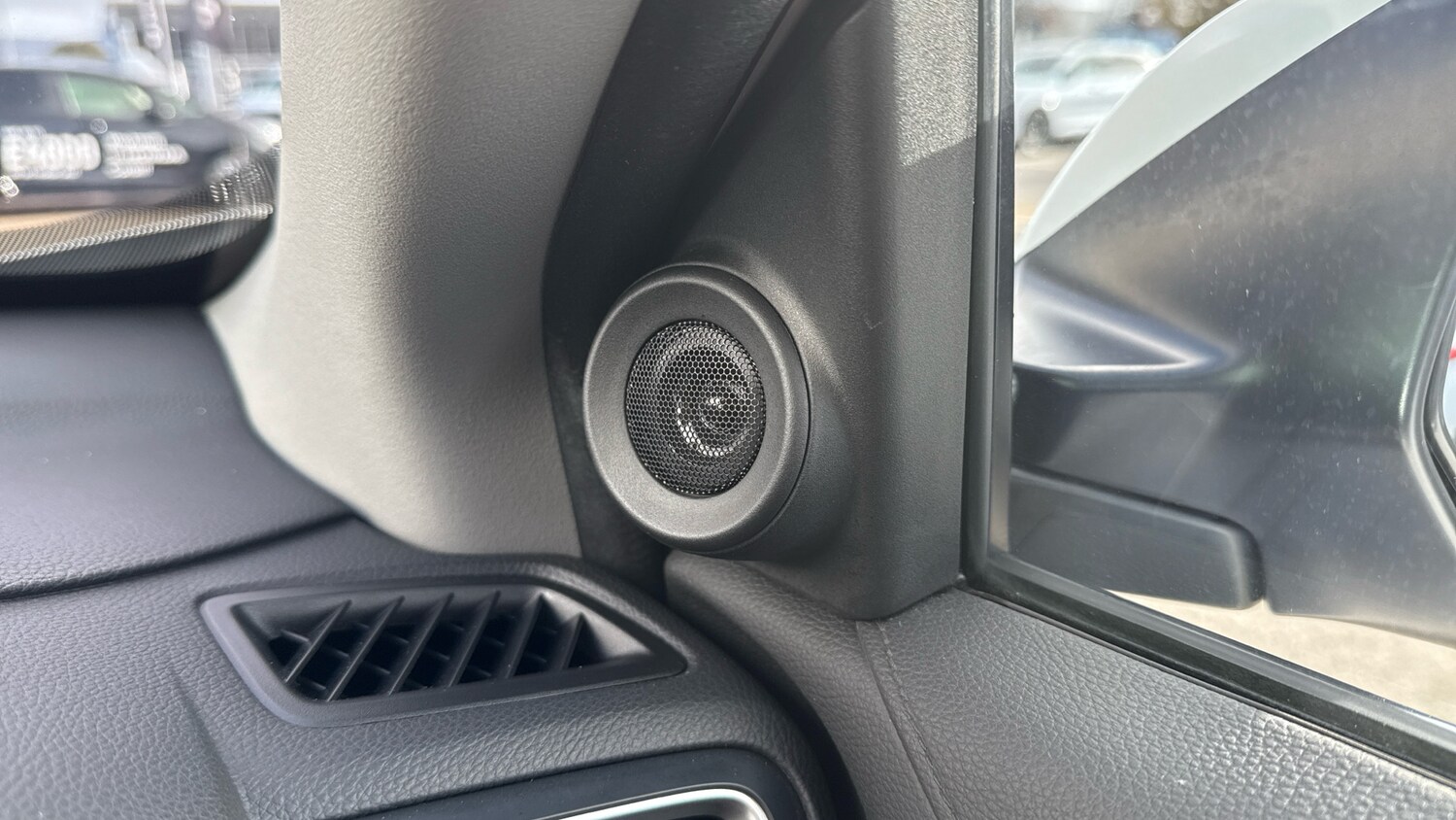 Used Honda CR-V 2020 for sale - 76196071: Photo 47