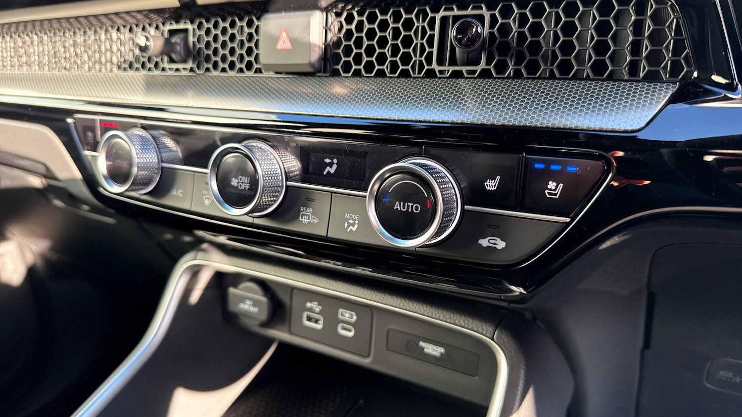 Used Honda CR-V 2025 for sale - 76621977: Photo 24