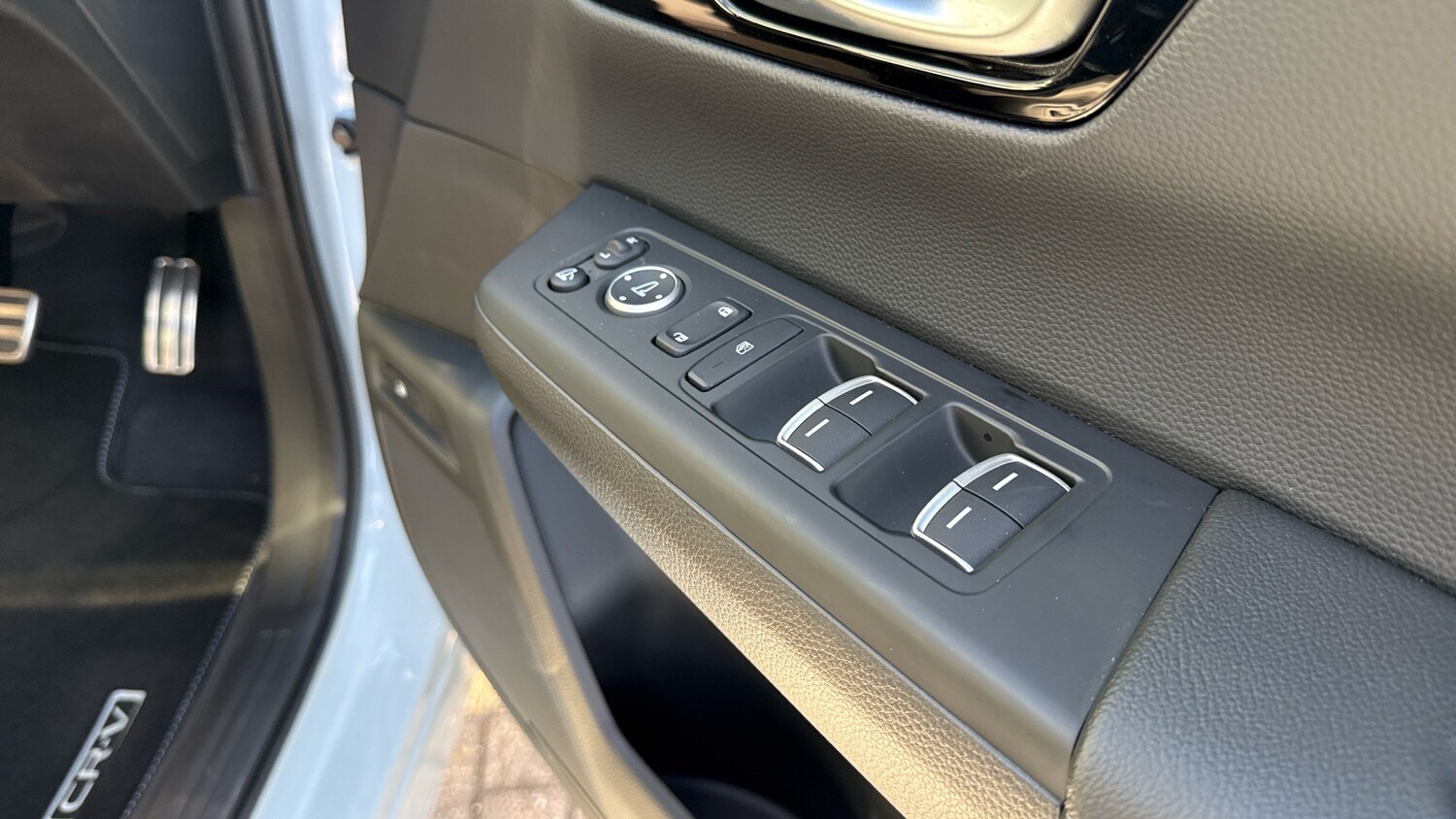 Used Honda CR-V 2025 for sale - 76621977: Photo 35