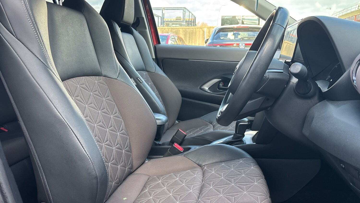 Used Toyota Yaris Cross 2023 for sale - 78144719: Photo 17