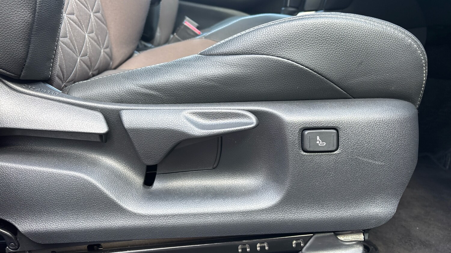 Used Toyota Yaris Cross 2023 for sale - 78144719: Photo 18