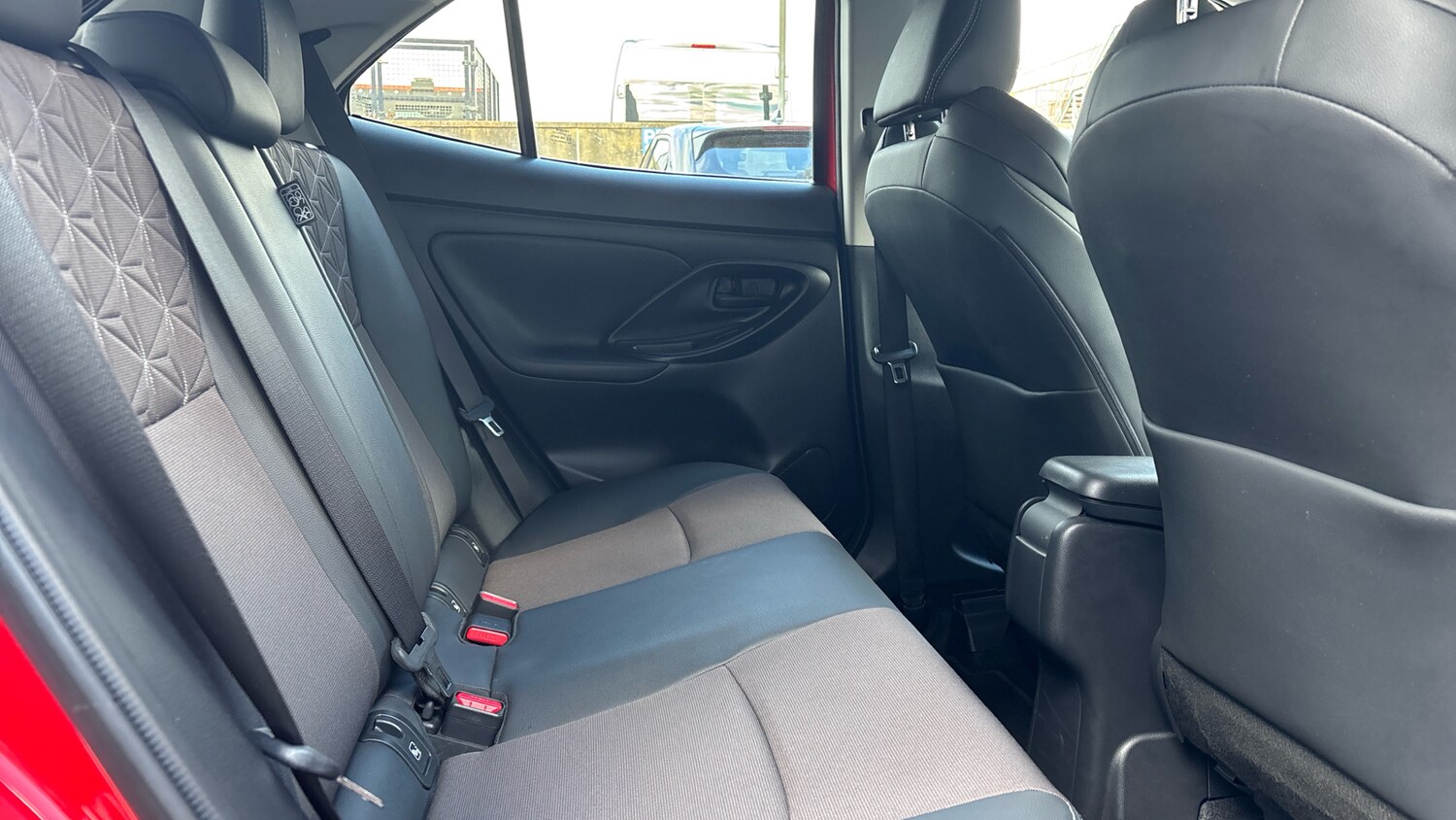 Used Toyota Yaris Cross 2023 for sale - 78144719: Photo 36