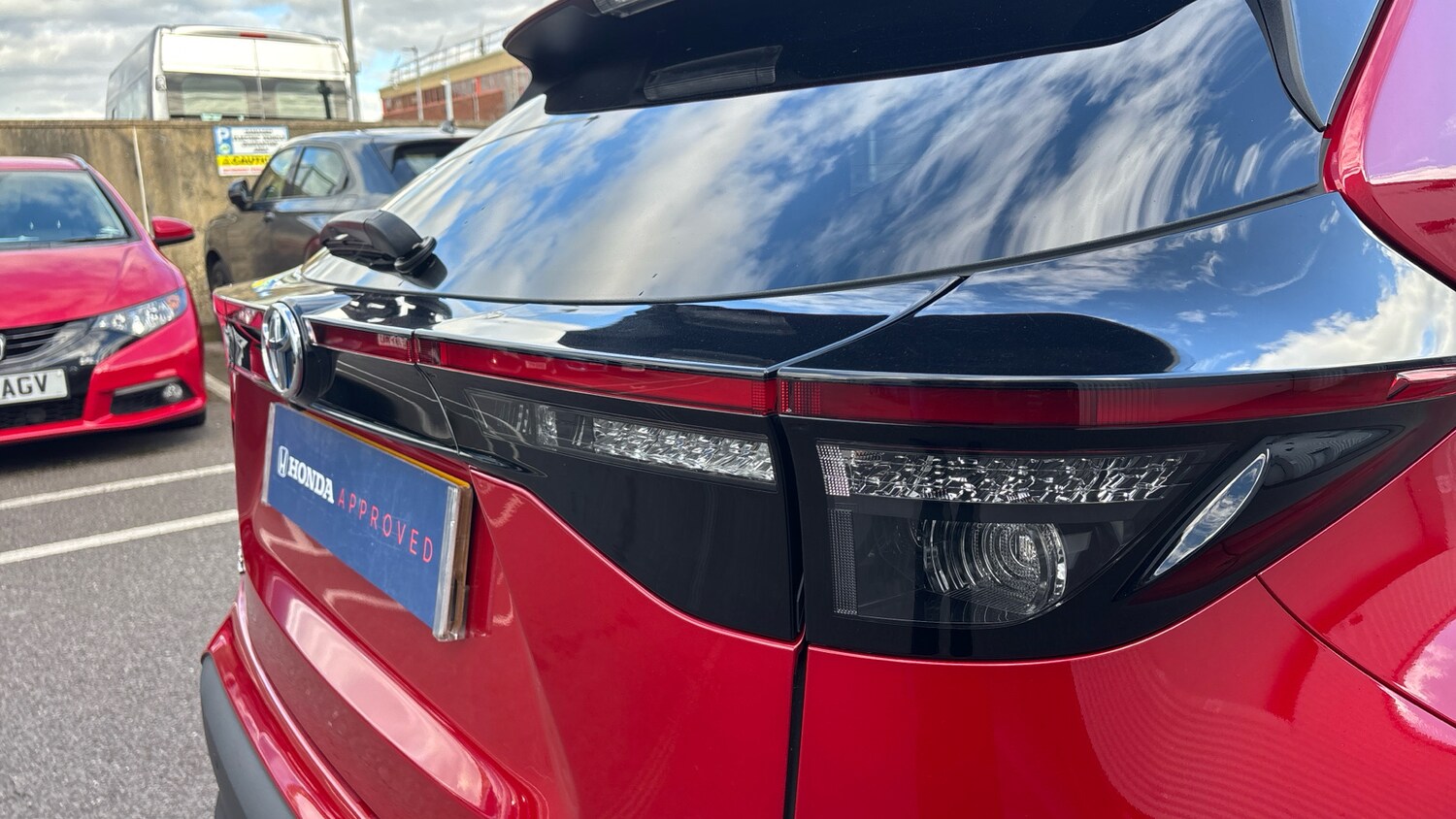 Used Toyota Yaris Cross 2023 for sale - 78144719: Photo 50