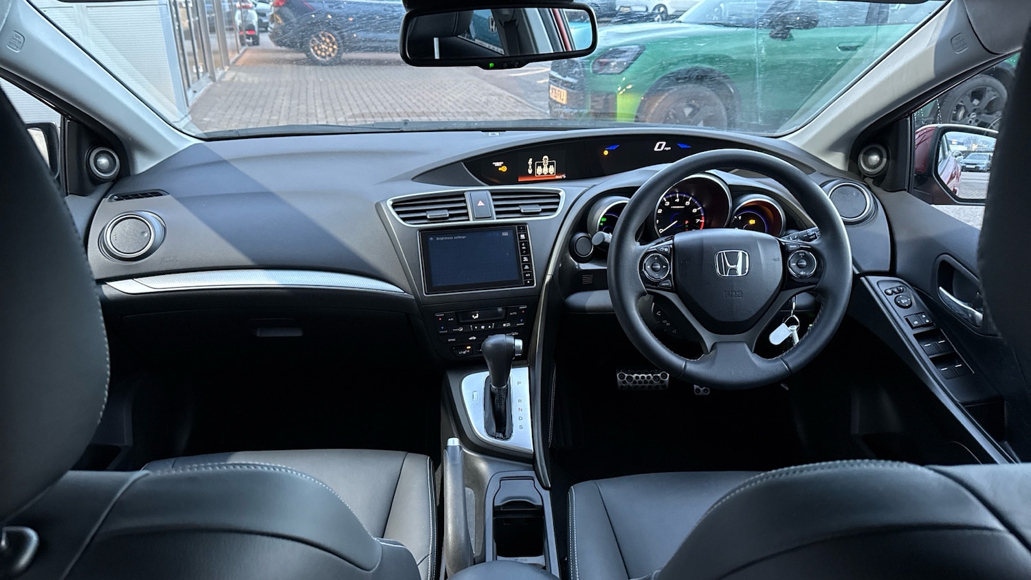 Used Honda Civic 2017 for sale - 77281111: Photo 4