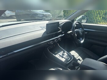 Used Honda CR-V 2024 for sale - 78102944: Photo