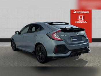 Used Honda Civic 2017 for sale - 75996941: Photo