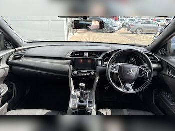 Used Honda Civic 2017 for sale - 75996941: Photo