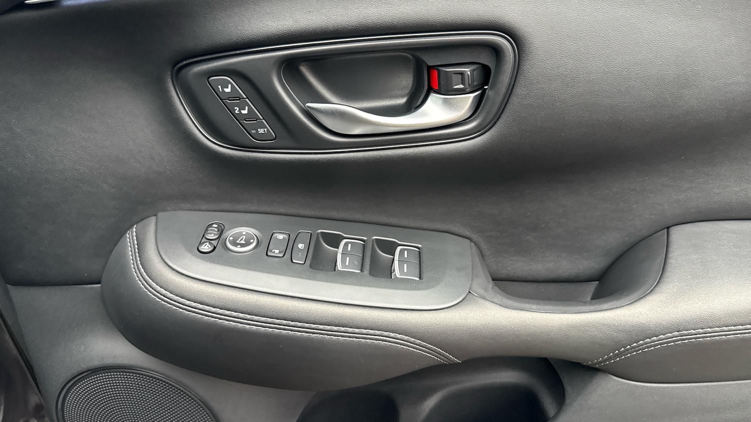 Used Honda ZR-V 2023 for sale - 77035807: Photo 34