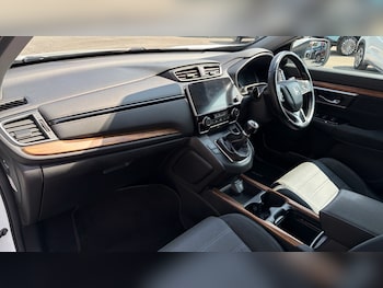 Used Honda CR-V 2019 for sale - 79070926: Photo
