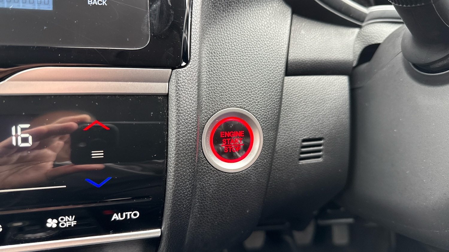 Used Honda Jazz 2018 for sale - 76086703: Photo 17