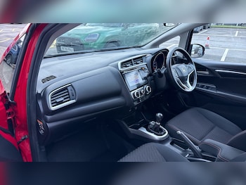 Used Honda Jazz 2018 for sale - 77281110: Photo