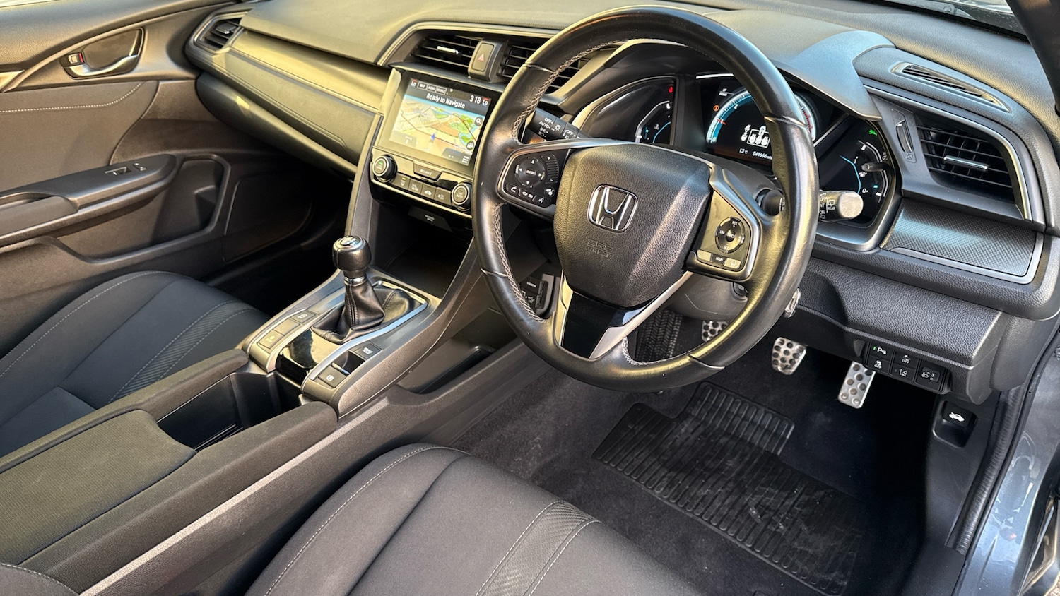 Used Honda Civic 2018 for sale - 77170569: Photo 19
