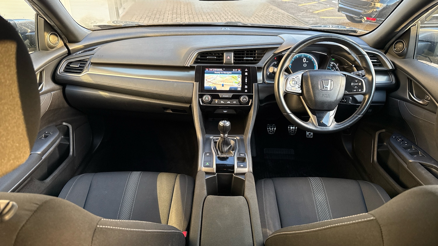Used Honda Civic 2018 for sale - 77170569: Photo 4