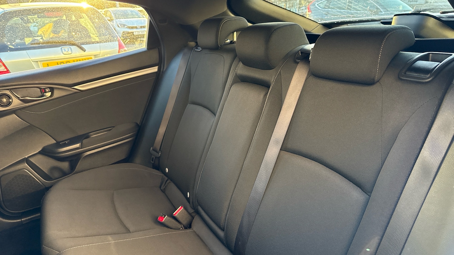 Used Honda Civic 2018 for sale - 77170569: Photo 8