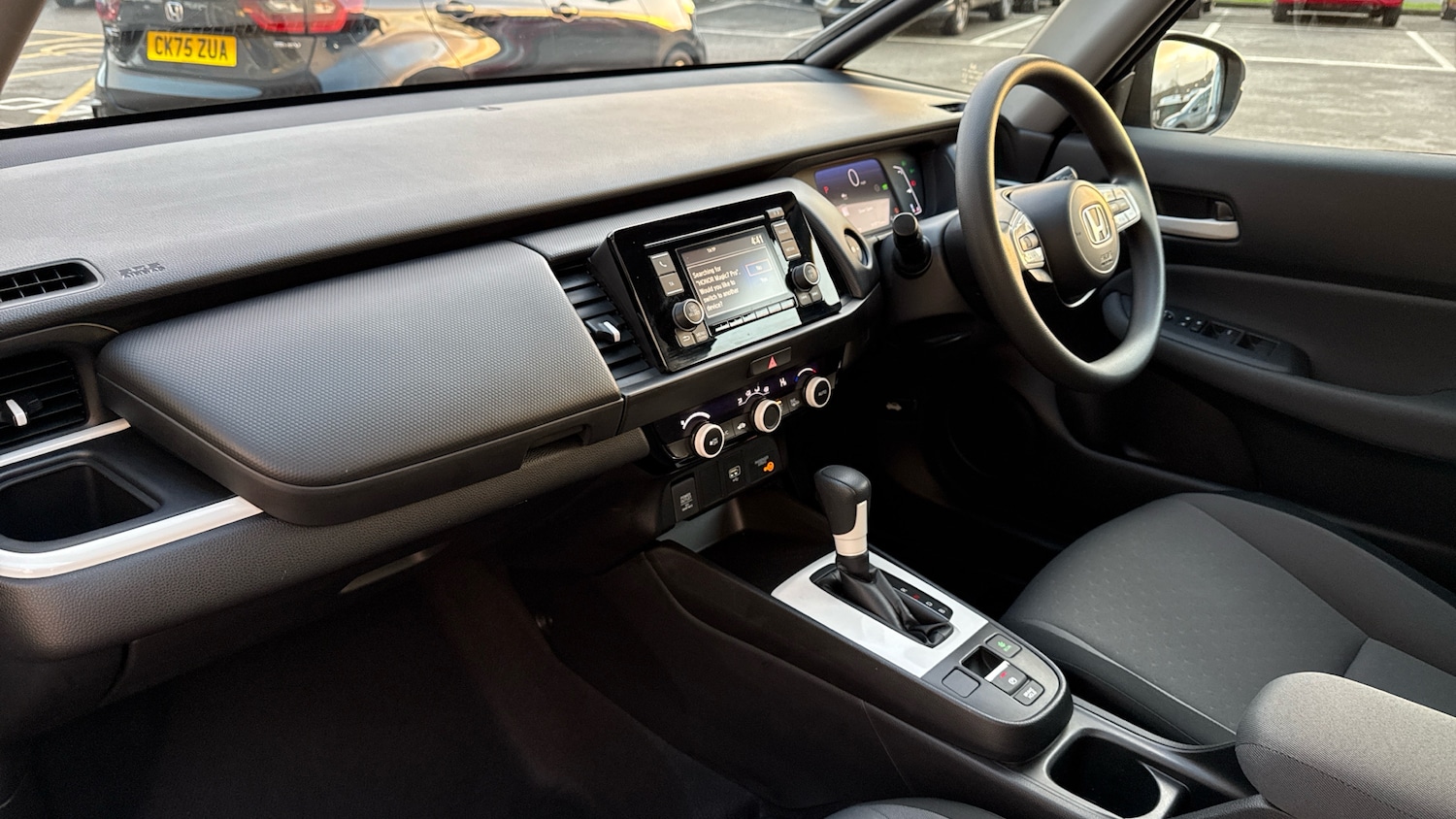 Used Honda Jazz 2021 for sale - 76664422: Photo 2