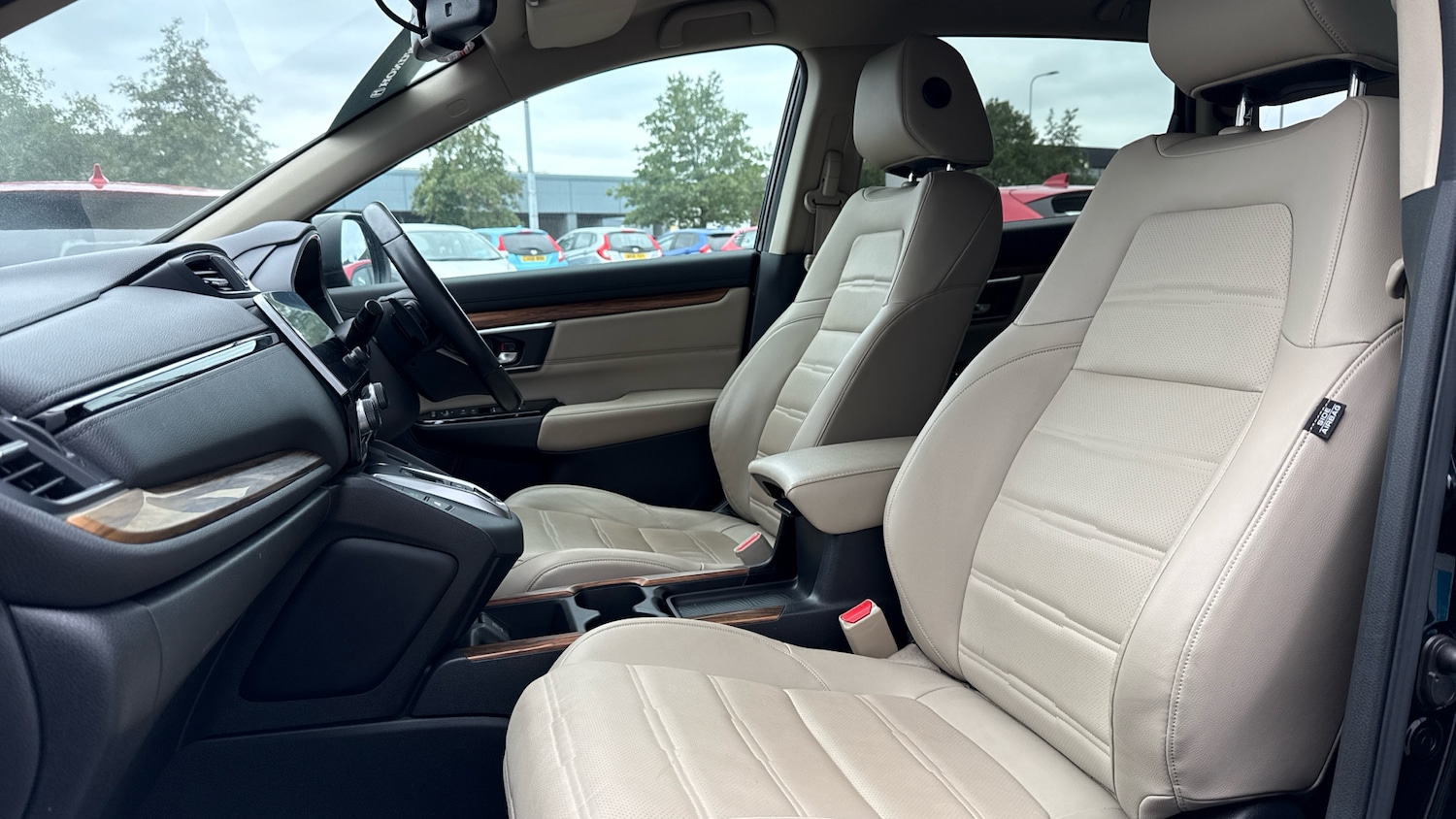 Used Honda CR-V 2019 for sale - 76176357: Photo 19