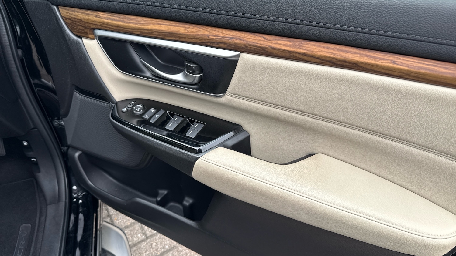 Used Honda CR-V 2019 for sale - 76176357: Photo 25