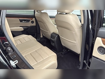 Used Honda CR-V 2019 for sale - 76176357: Photo