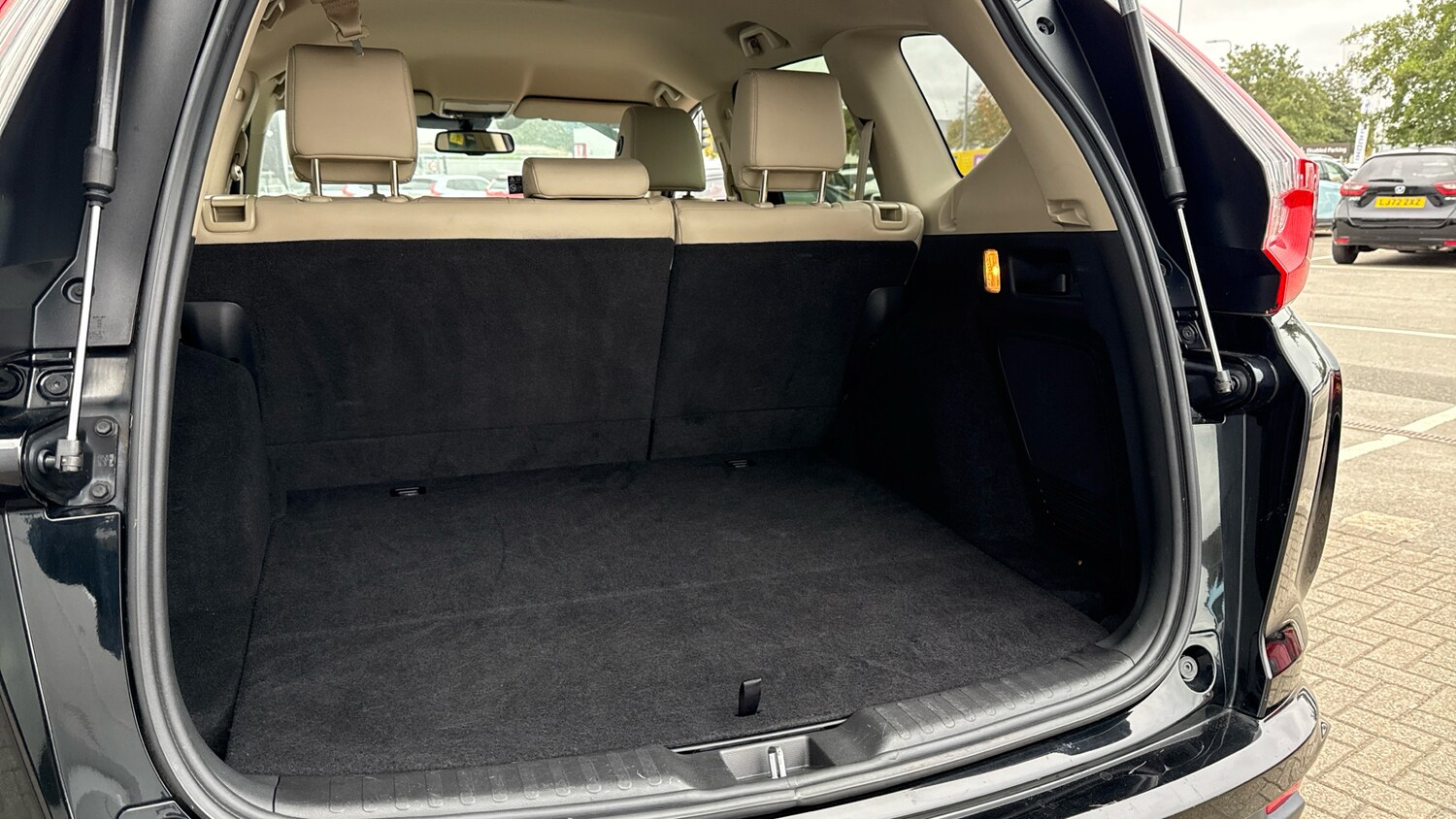 Used Honda CR-V 2019 for sale - 76176357: Photo 58