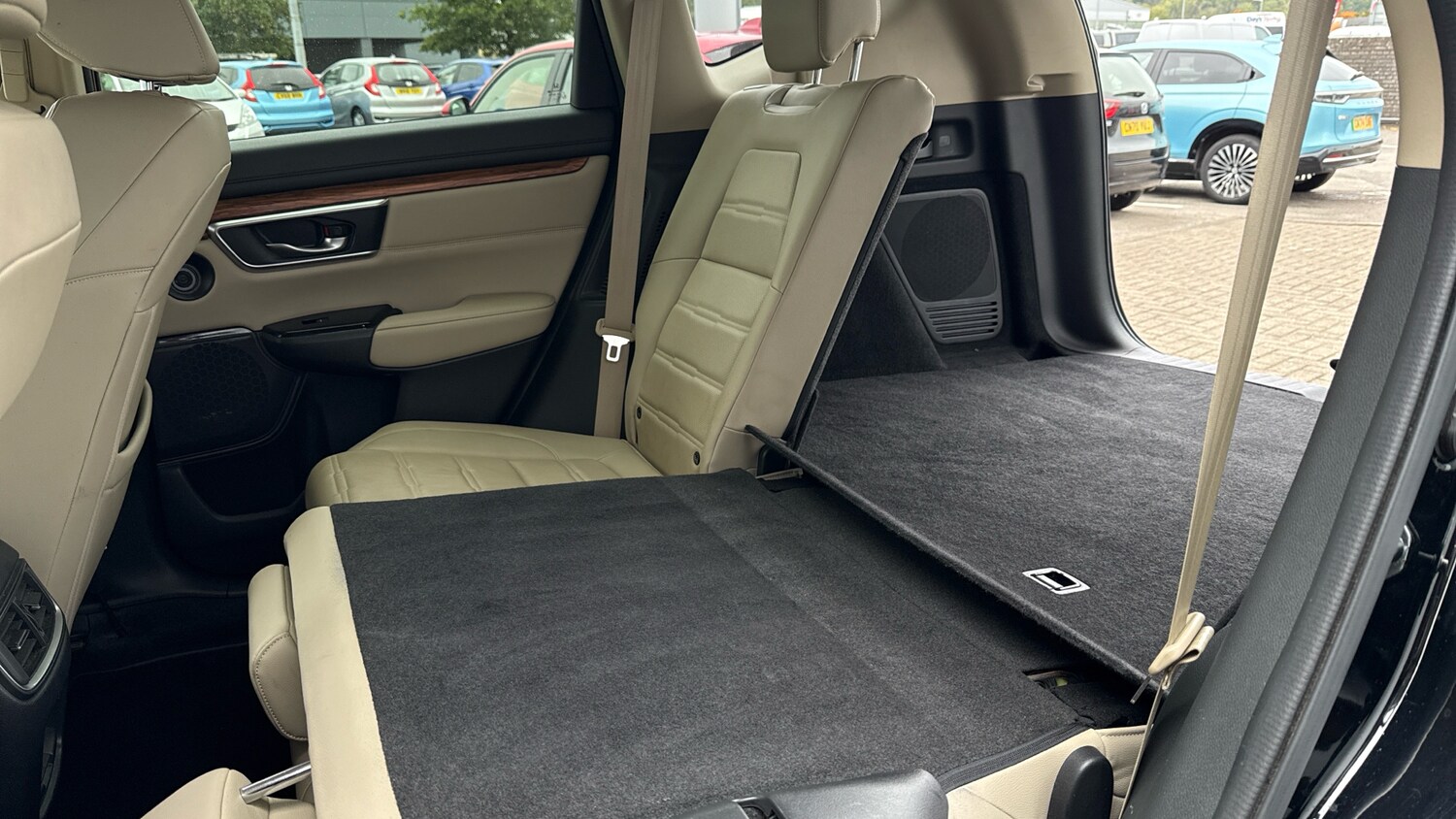 Used Honda CR-V 2019 for sale - 76176357: Photo 59