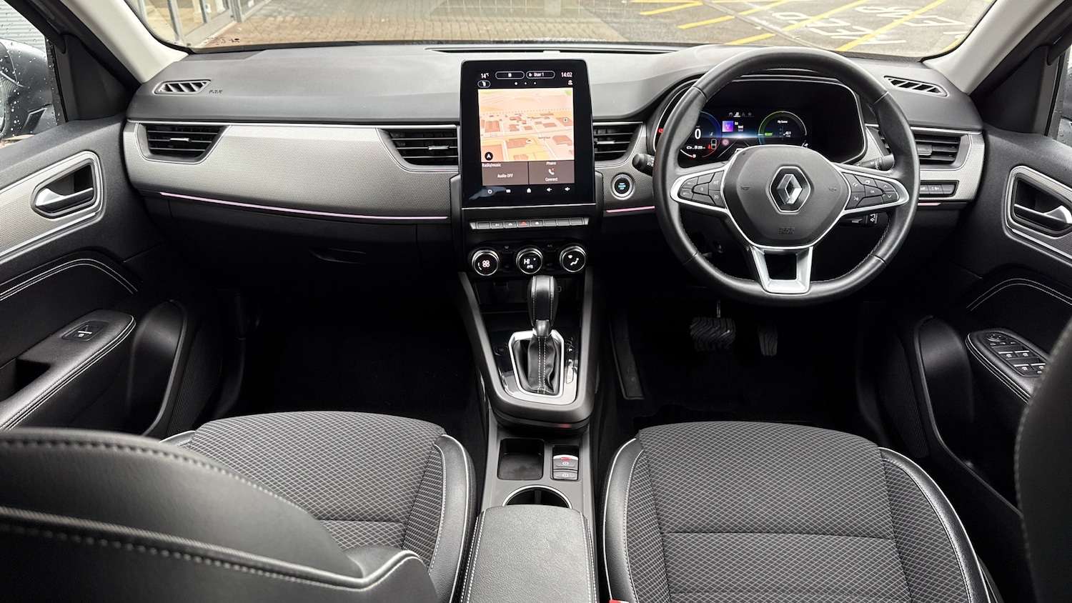 Used Renault Arkana 2023 for sale - 77079211: Photo 4