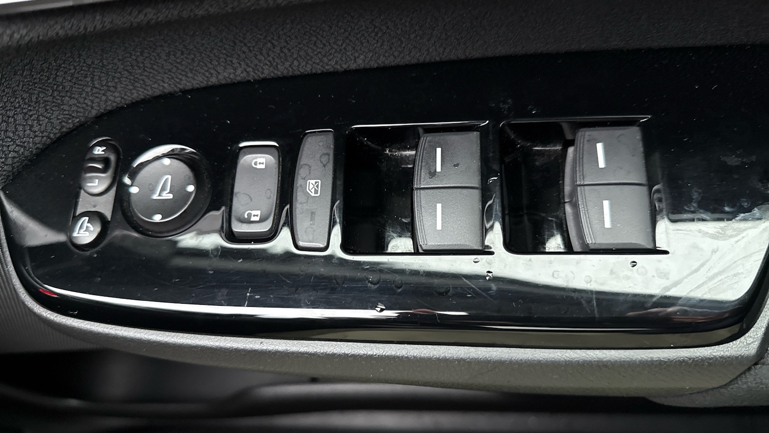 Used Honda CR-V 2020 for sale - 76507515: Photo 29