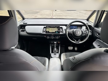 Used Honda Jazz 2023 for sale - 78499341: Photo