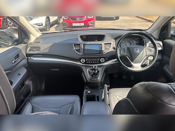 Used Honda CR-V 2017 for sale - 79392592: Photo