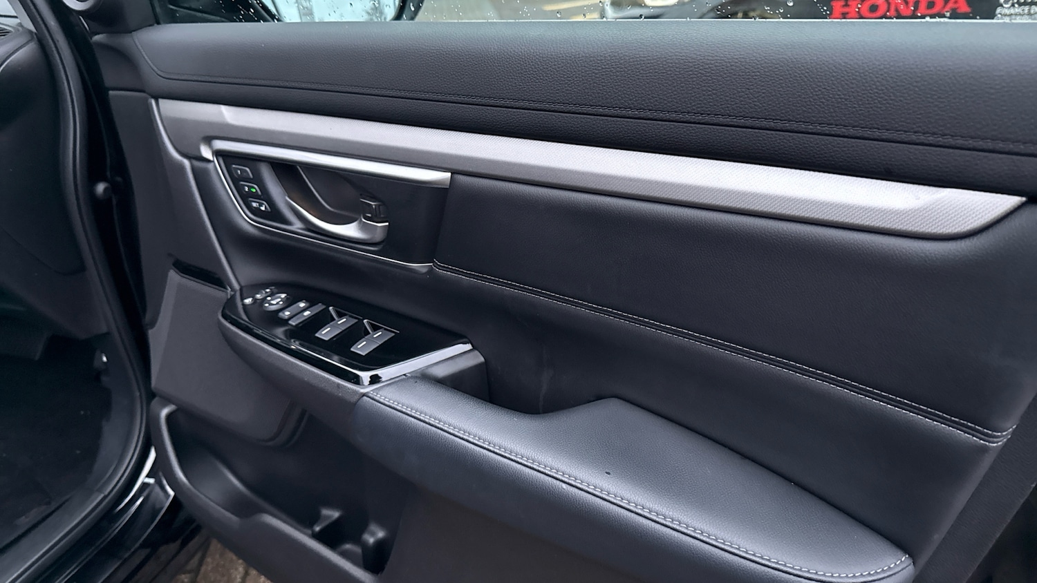 Used Honda CR-V 2022 for sale - 76856399: Photo 15