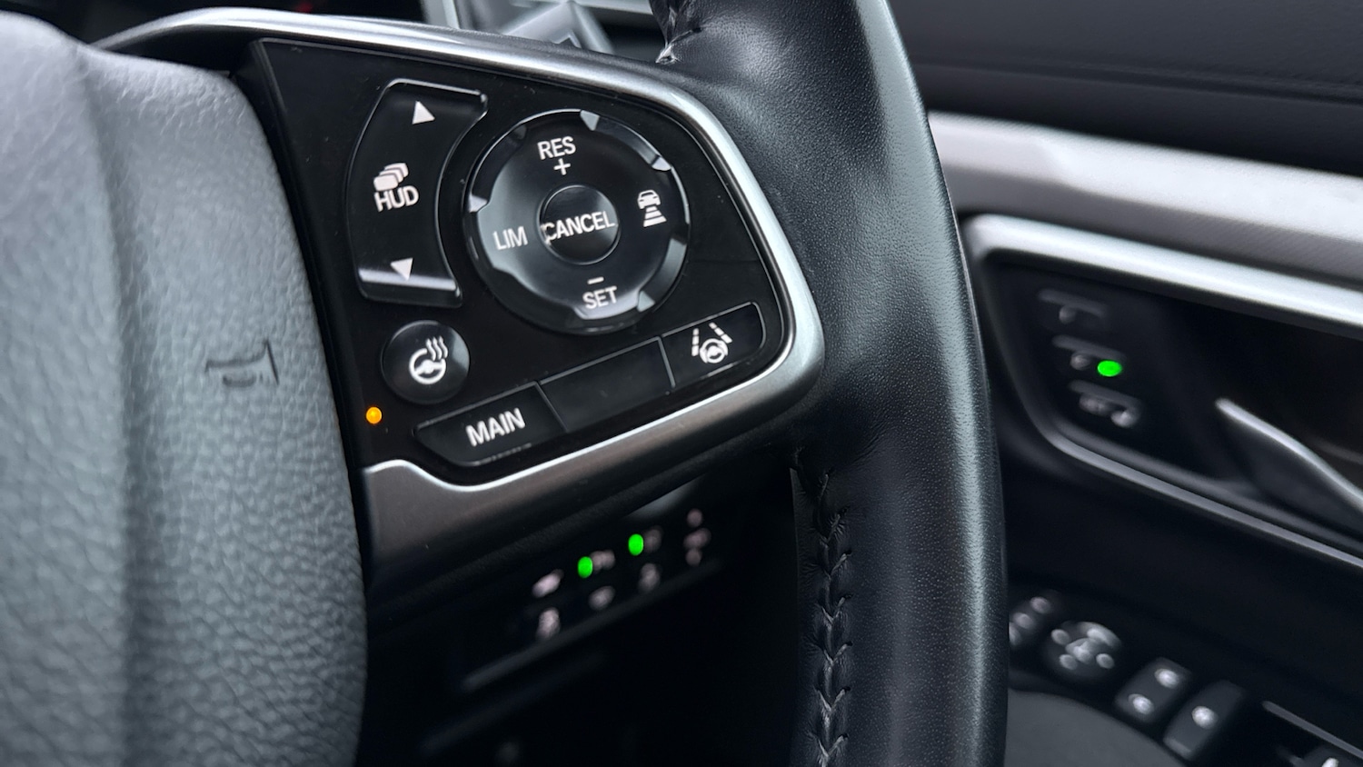 Used Honda CR-V 2022 for sale - 76856399: Photo 25