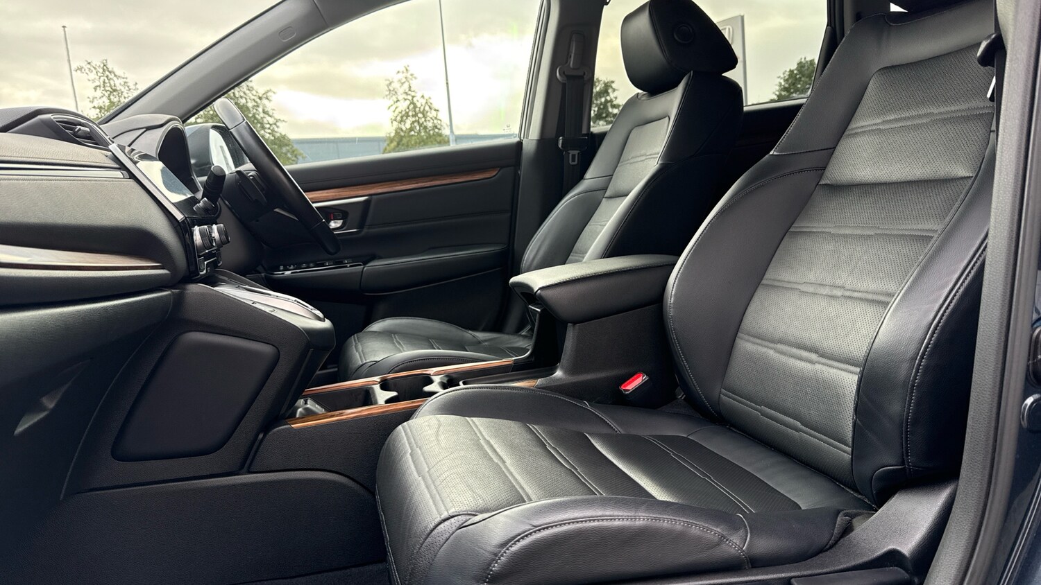 Used Honda CR-V 2020 for sale - 76140407: Photo 22