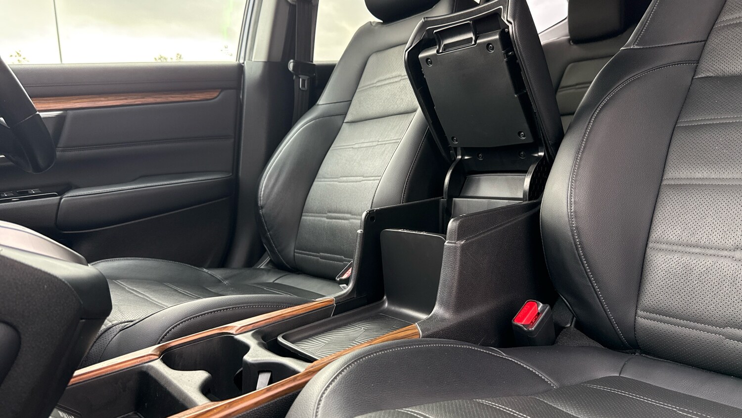 Used Honda CR-V 2020 for sale - 76140407: Photo 24