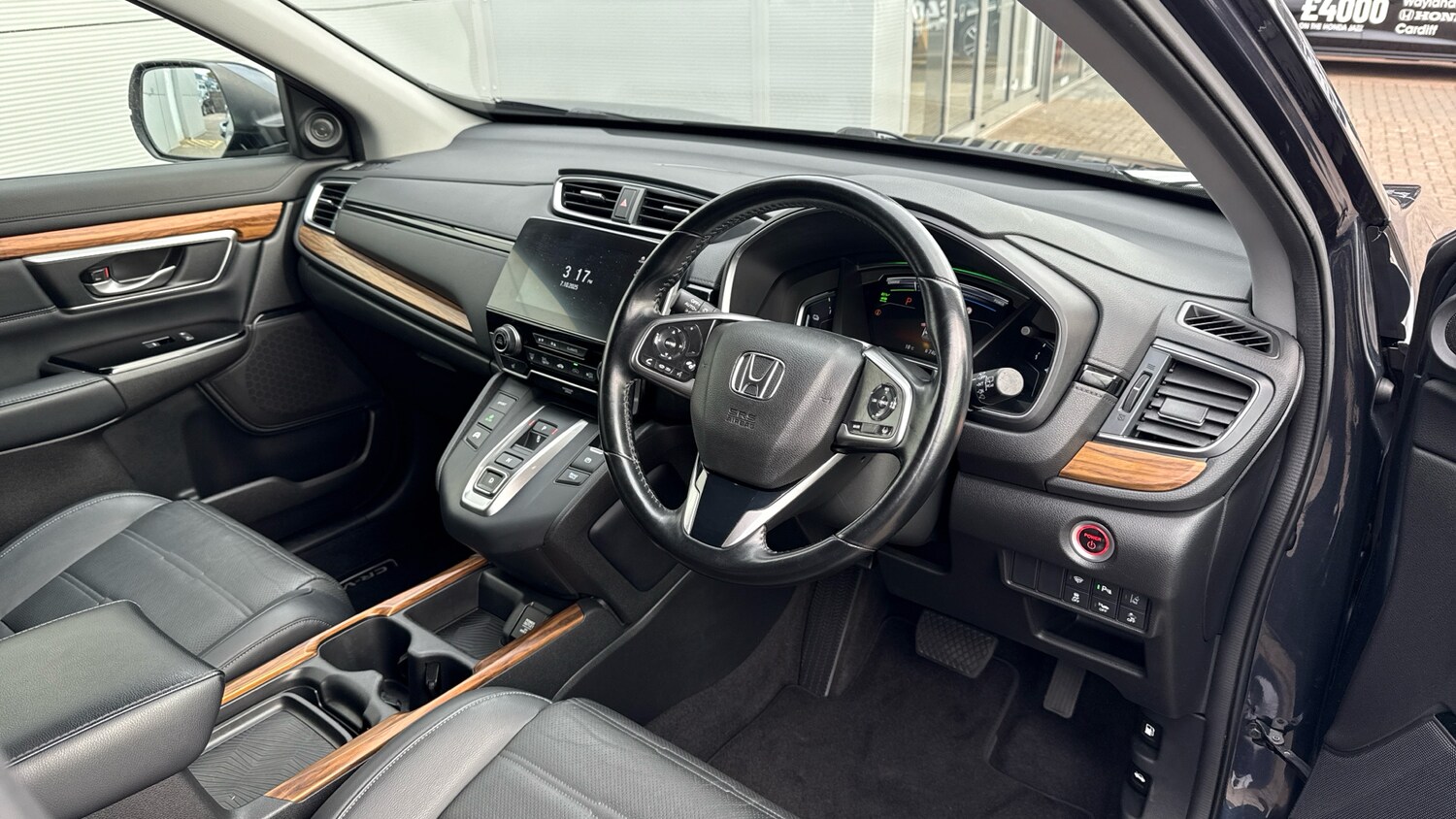 Used Honda CR-V 2020 for sale - 76140407: Photo 35