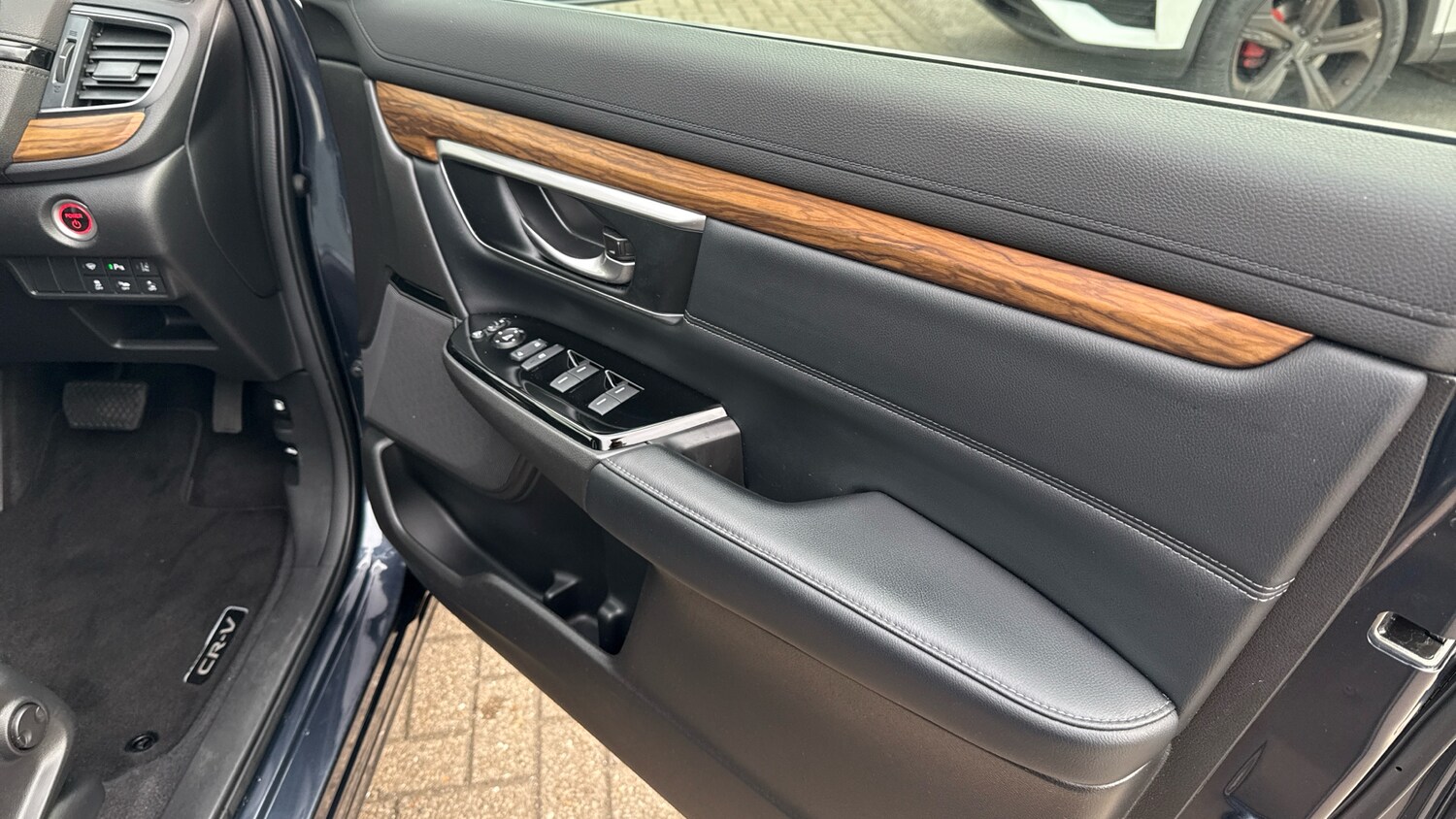 Used Honda CR-V 2020 for sale - 76140407: Photo 36