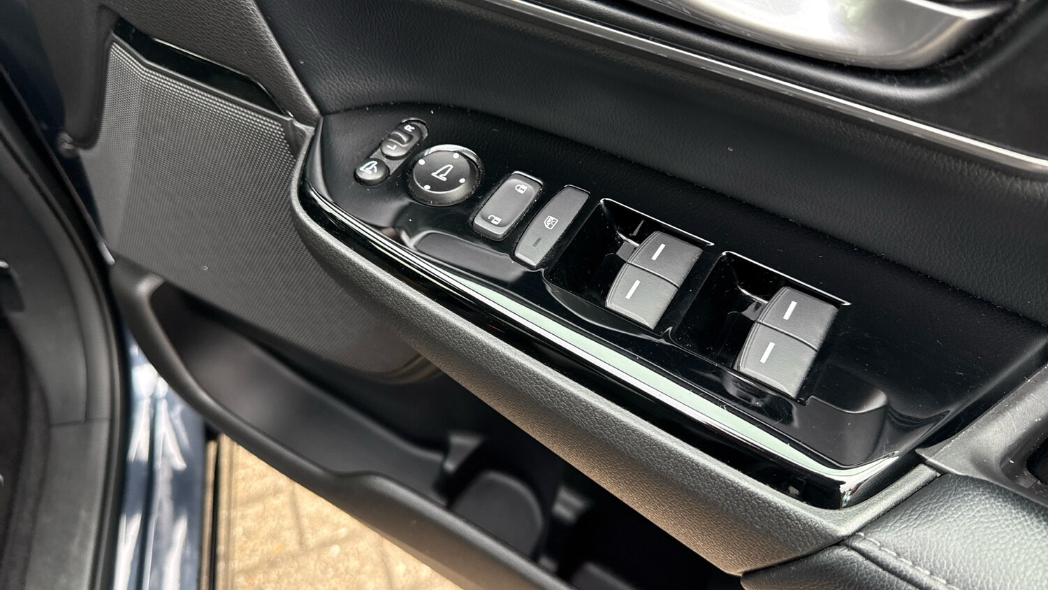 Used Honda CR-V 2020 for sale - 76140407: Photo 37