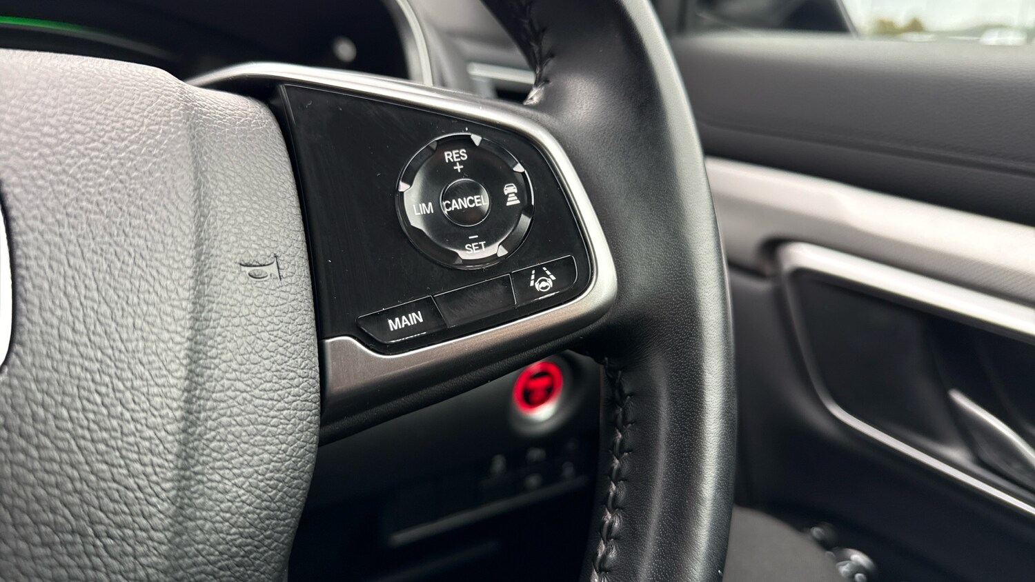 Used Honda CR-V 2023 for sale - 76196120: Photo 15