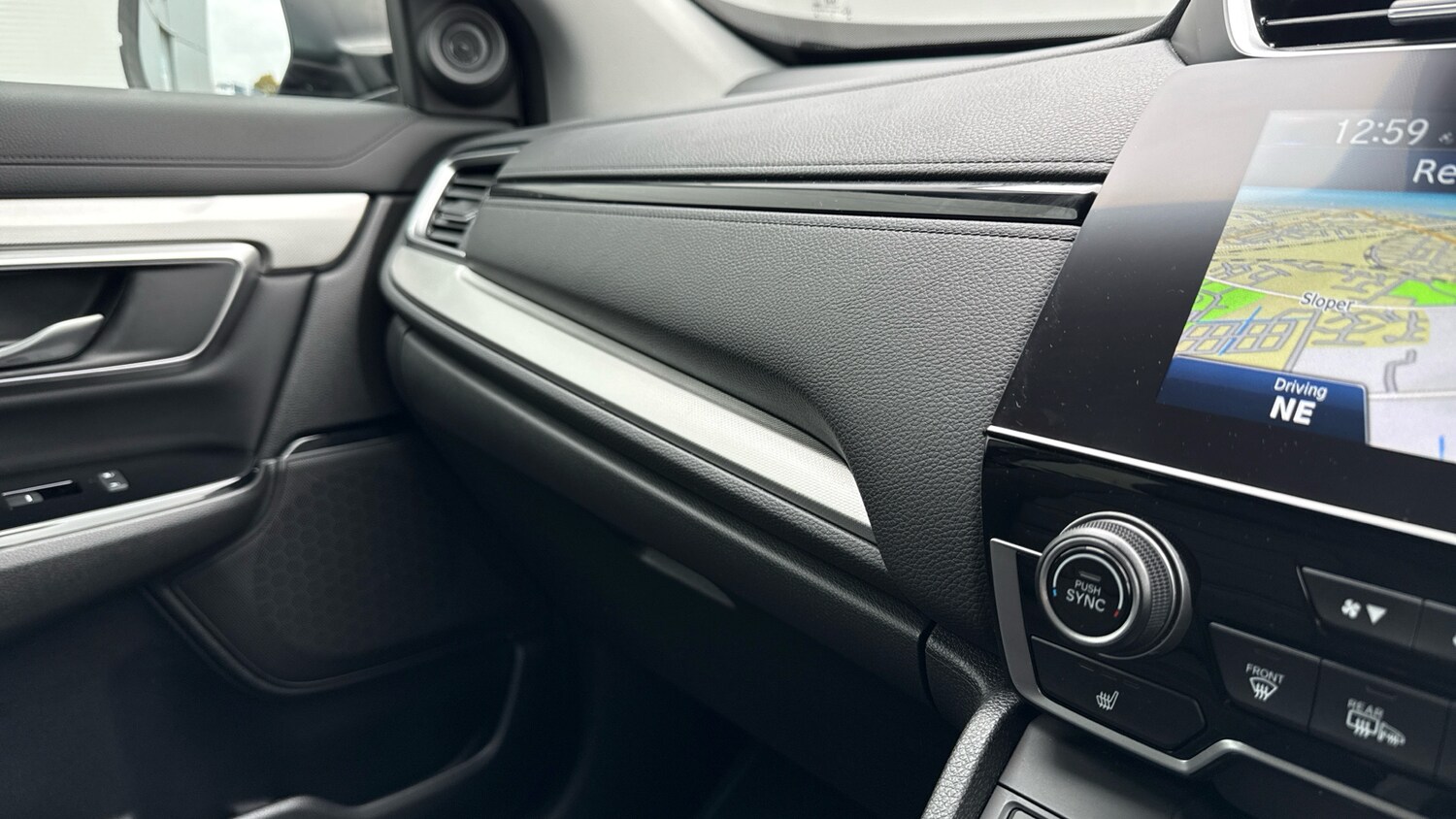 Used Honda CR-V 2023 for sale - 76196120: Photo 25