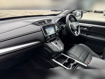 Used Honda CR-V 2023 for sale - 76196120: Photo