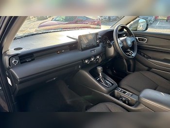 Used Honda HR-V 2022 for sale - 76664419: Photo